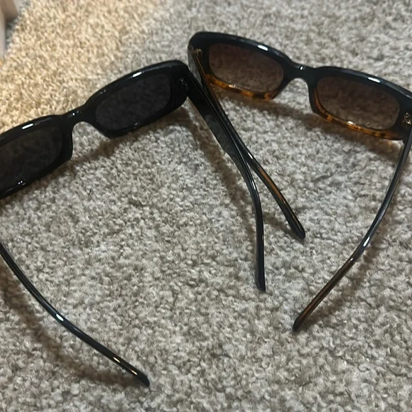 Selling 4 pair of sunglasses - Picture 8 of 8